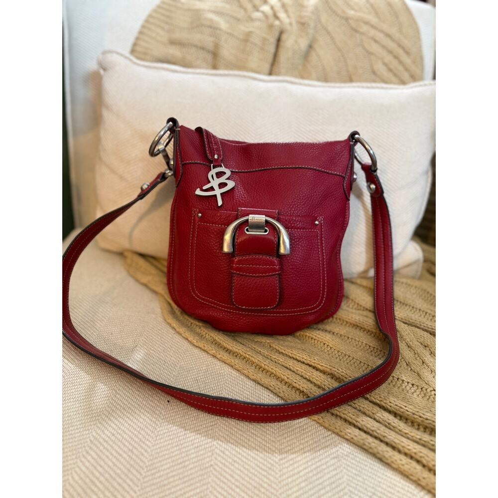 B. Makowsky Red Pebbled Leather Crossbody Purse
